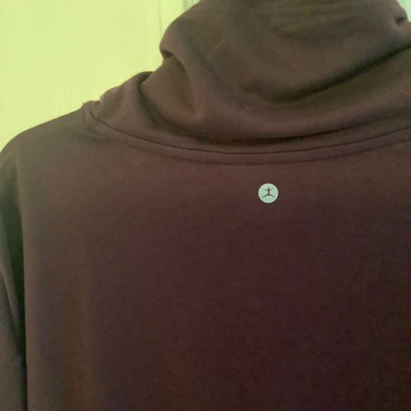 Burgandy Danskin Top M - Picture 4 of 4